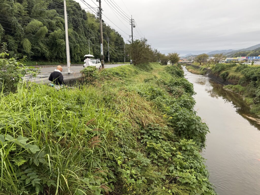 地域の皆さまと協力して環境整備を実施